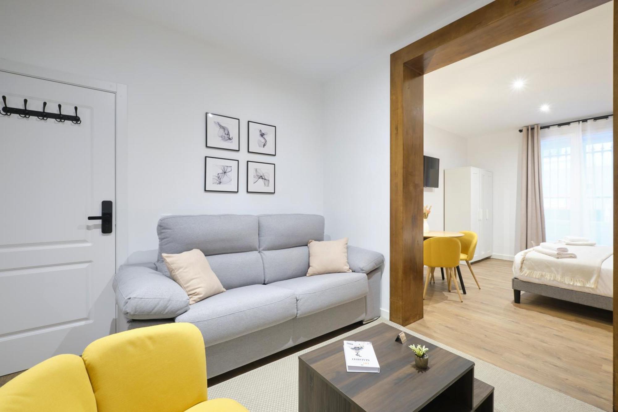 Apartamento Lovely - Elegante En El Corazon De La Ciudad Madrid